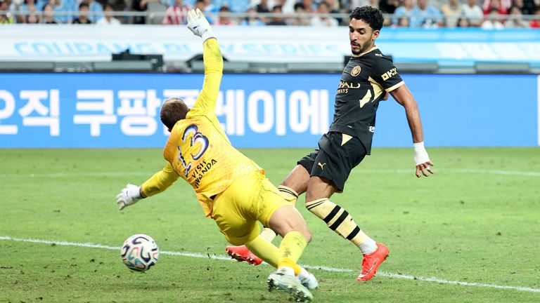 曼城3-1马德里竞技：安托万·塞门约两次助攻奥马尔·马尔穆什，拉扬·艾特·努里为恩佐·马雷斯卡的球队再添一分
